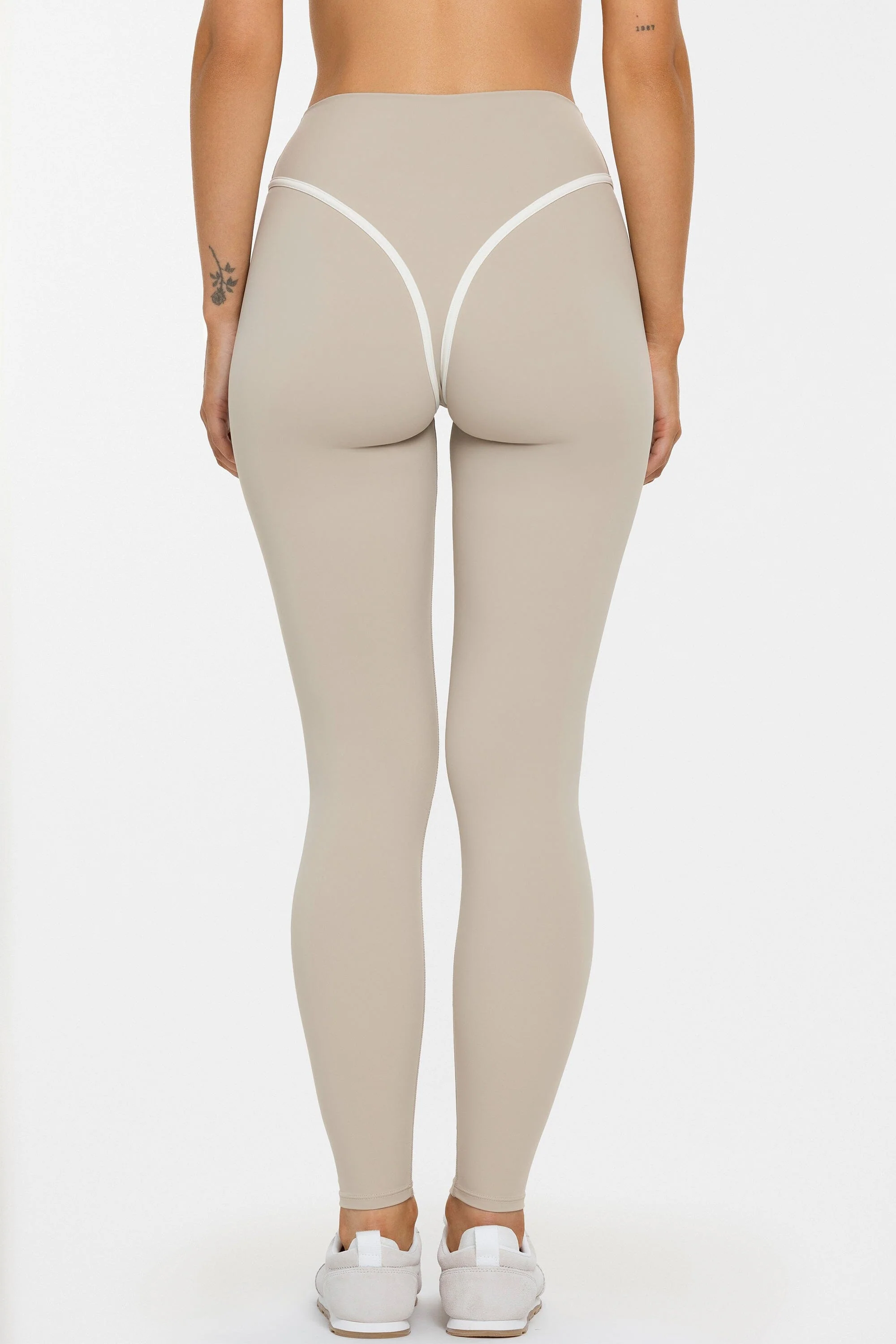 Body Butter™ Contour Leggings